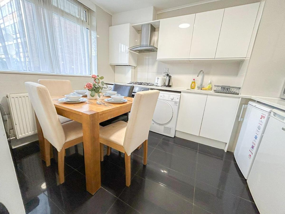 Cosy 3 Bedroom 3 Bathroom Flat With Private Garden- Maida Vale, Near Paddington London